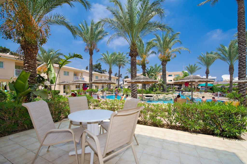Tasia Maris Gardens Agia Napa Kamer foto