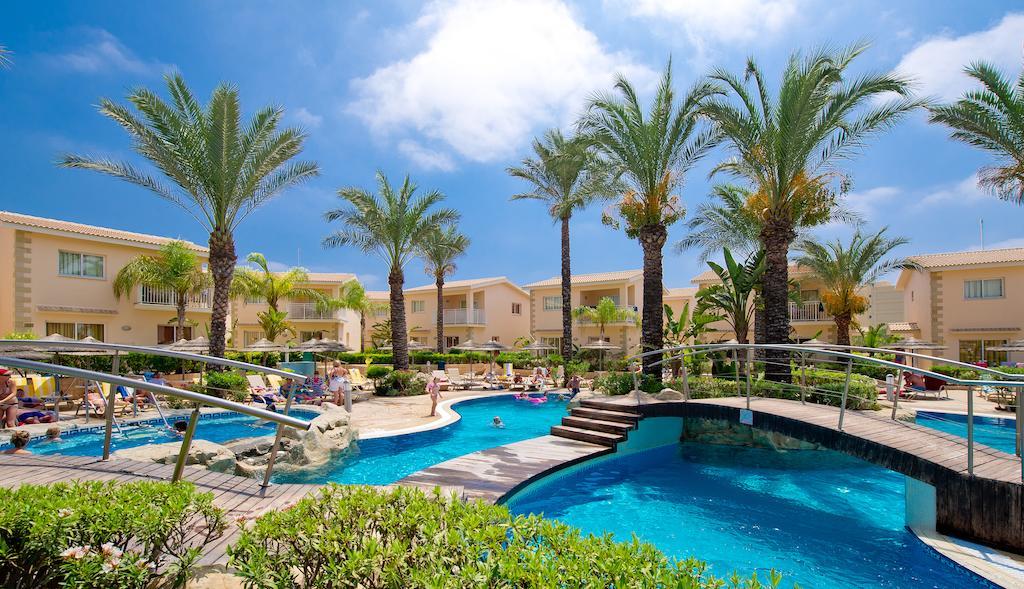 Tasia Maris Gardens Agia Napa Buitenkant foto